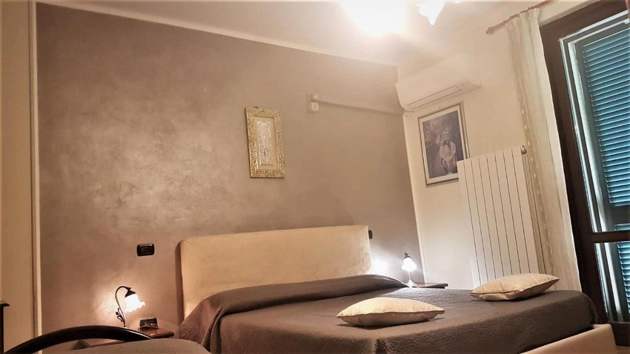 Couette-café Elisa House Foligno